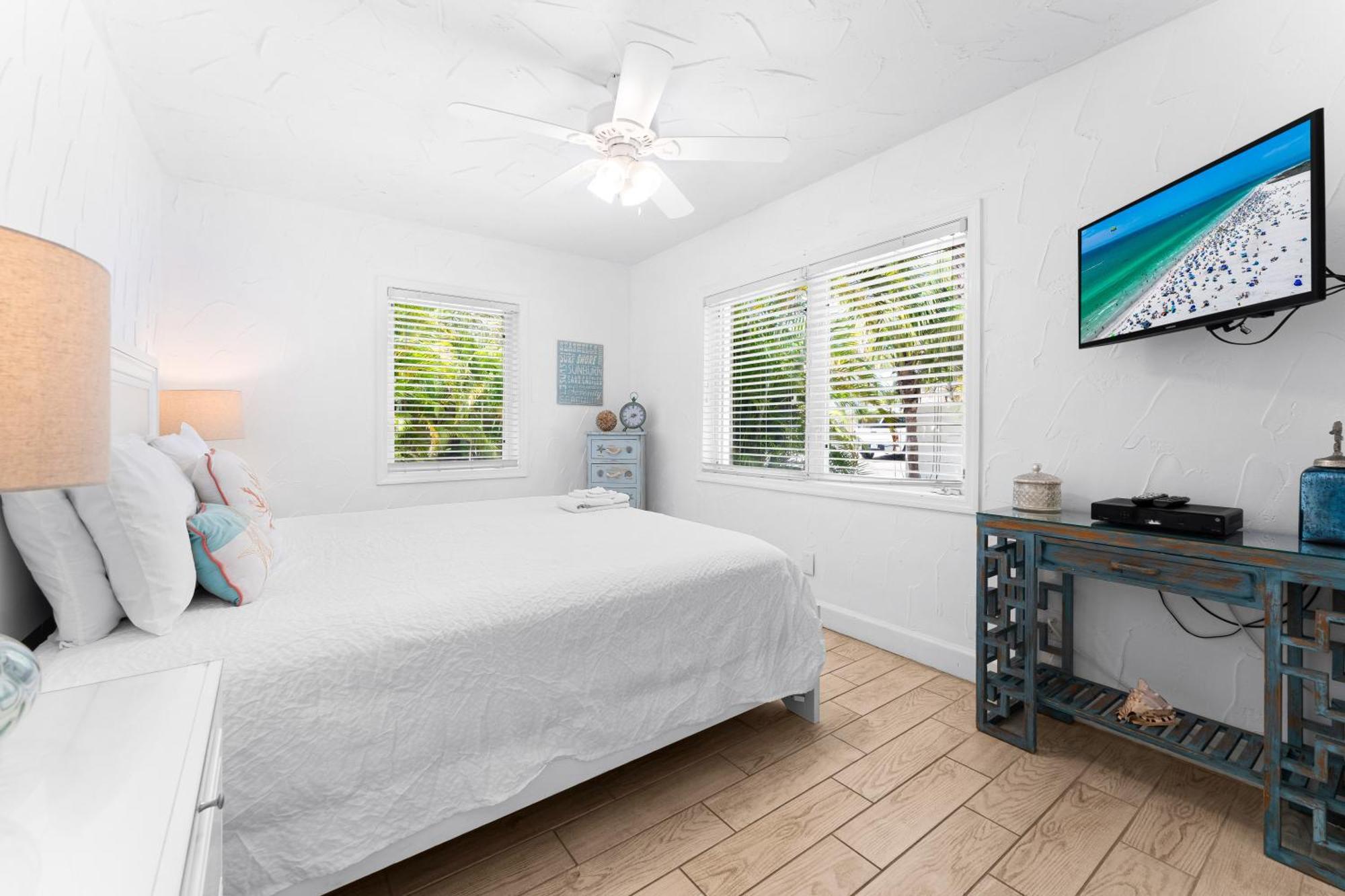 Crescent Beach Villas Siesta Key Exterior photo