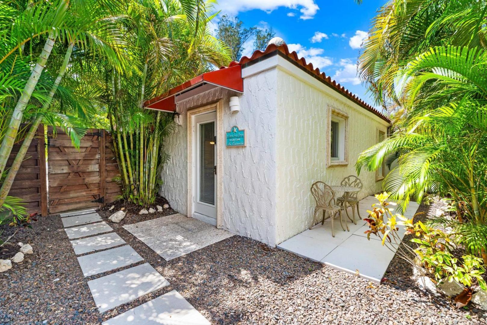 Crescent Beach Villas Siesta Key Exterior photo